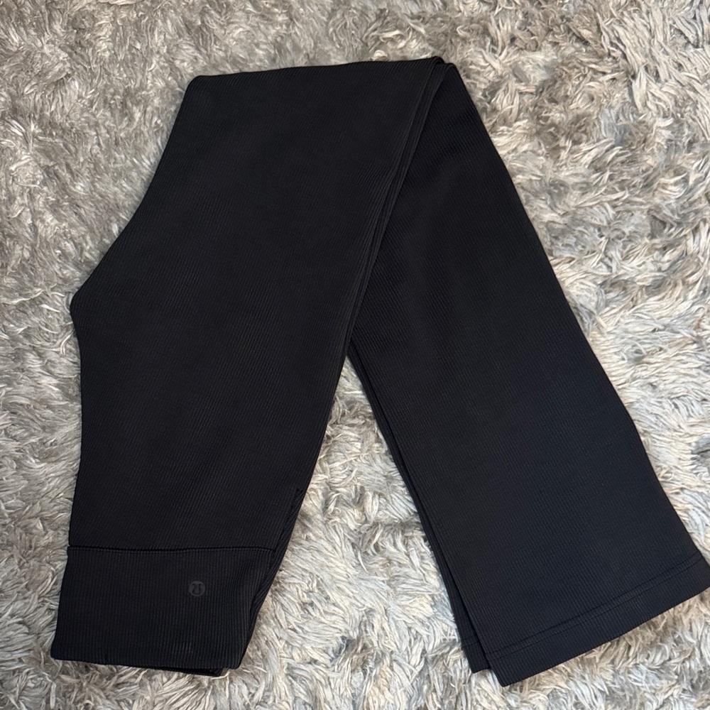 Lululemon Brushed Softstreme Rib Zip Flare Pant 32.5”- size 2